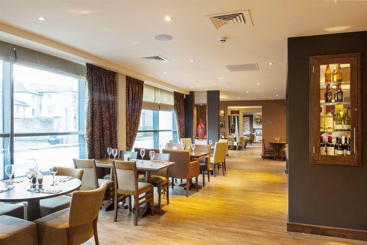 Premier Inn Bath City Centre Экстерьер фото